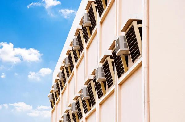 Common Problems with a Window Air Conditioner and How to Fix Them